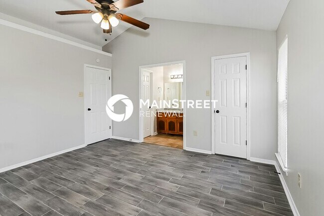 Building Photo - 3 Bedroom Pet-Friendly Home in Olive Branch, MS with Main Street Renewal