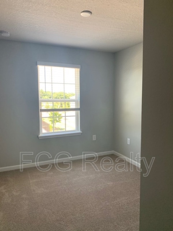 Building Photo - 6013 Blue Lily Wy