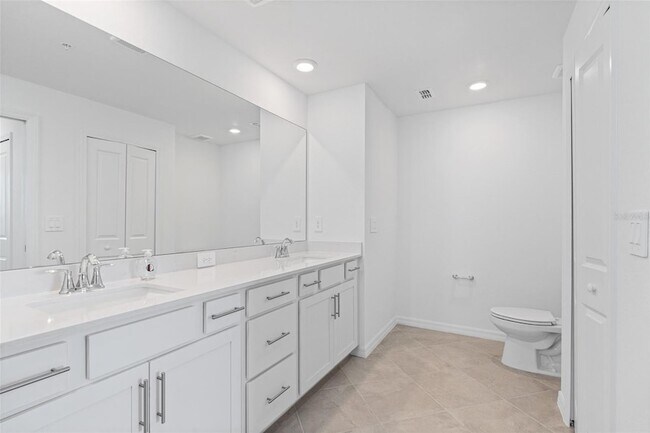 Building Photo - 19007 Scallop Lp