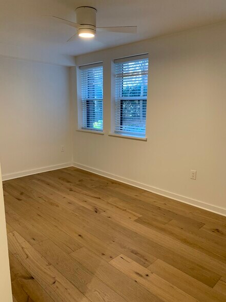 Second bedroom - 129 W St NW
