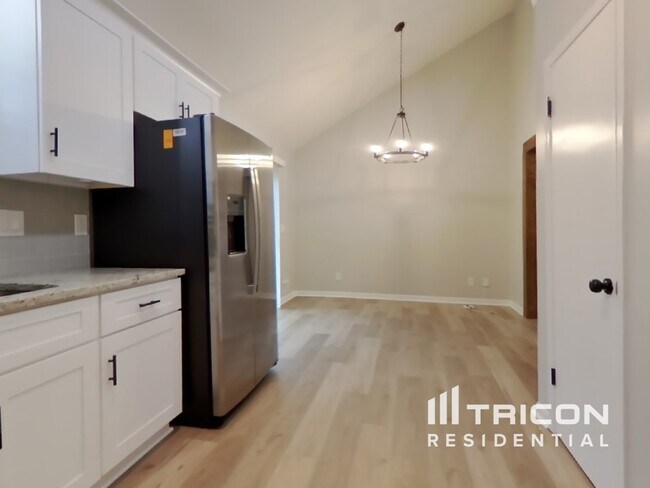 Building Photo - 278 Shalloway Dr NE