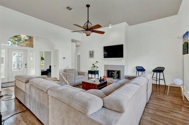 Building Photo - 18 Equestrian Ct