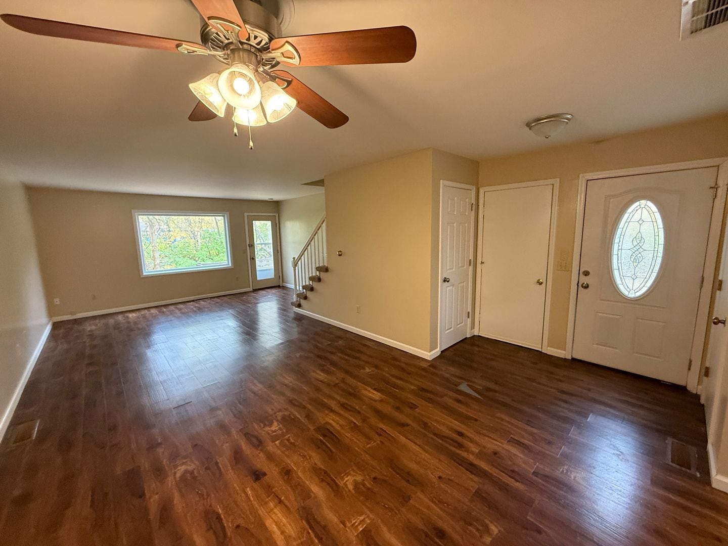 Building Photo - 5722 Bluebird Ct