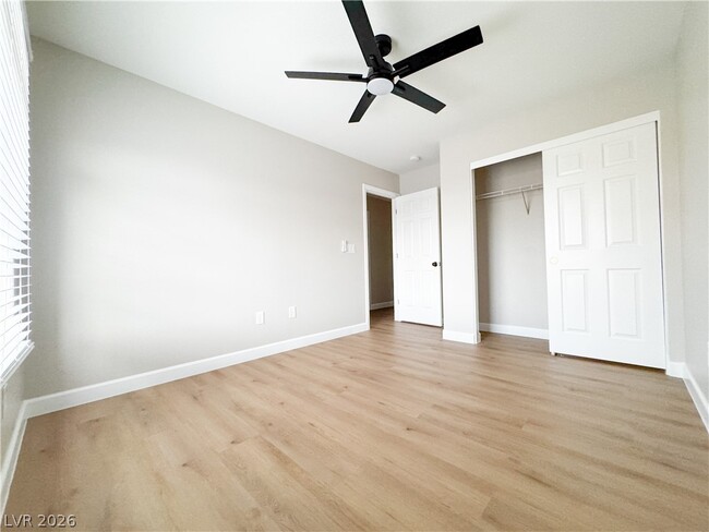 Building Photo - 9137 Adamshurst Ave