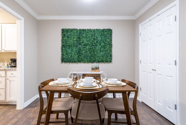 Building Photo - 10020 Regal Park Ln