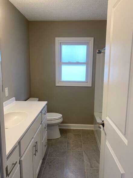 Building Photo - 3117 Orchard Hill Dr