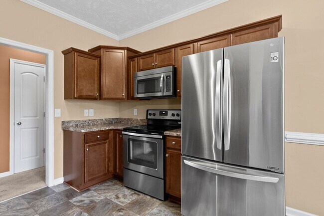 Building Photo - 215 Classy Ct