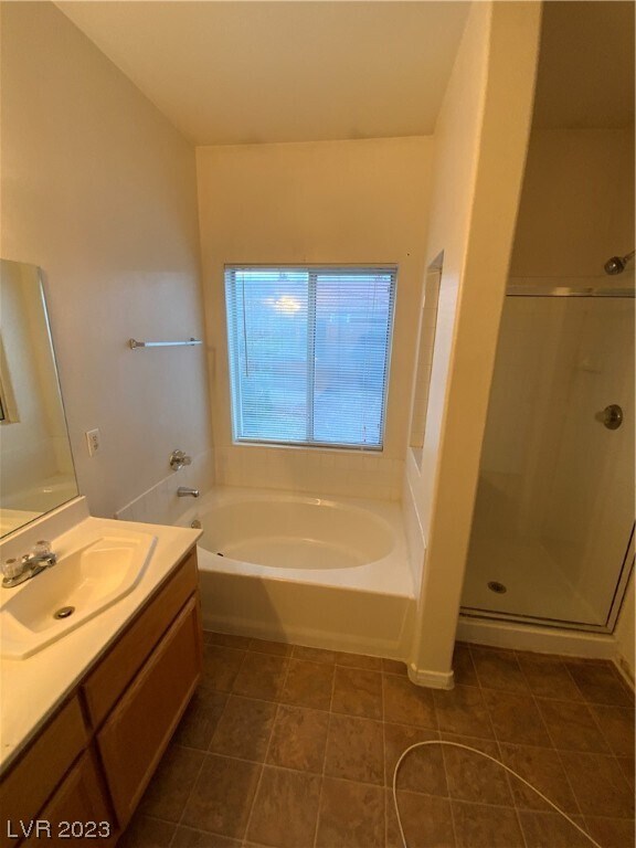 Building Photo - 330 John Henry Dr