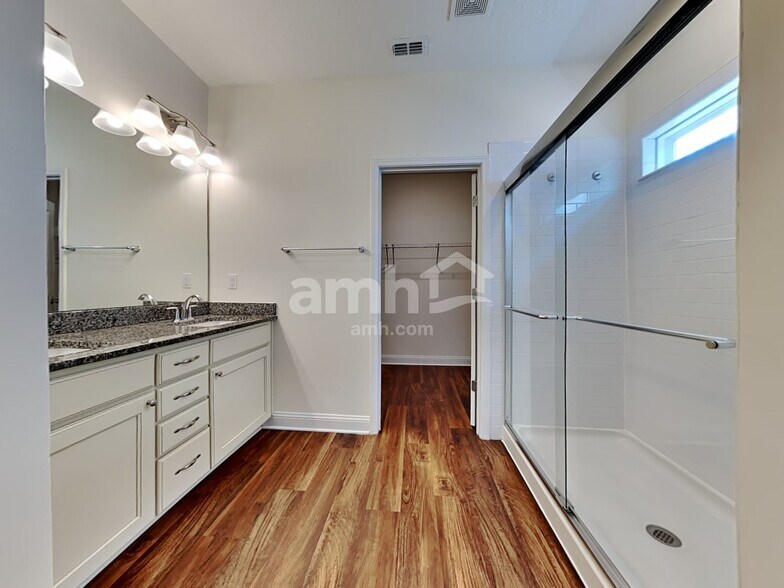 Building Photo - 653 Welcome Home Dr