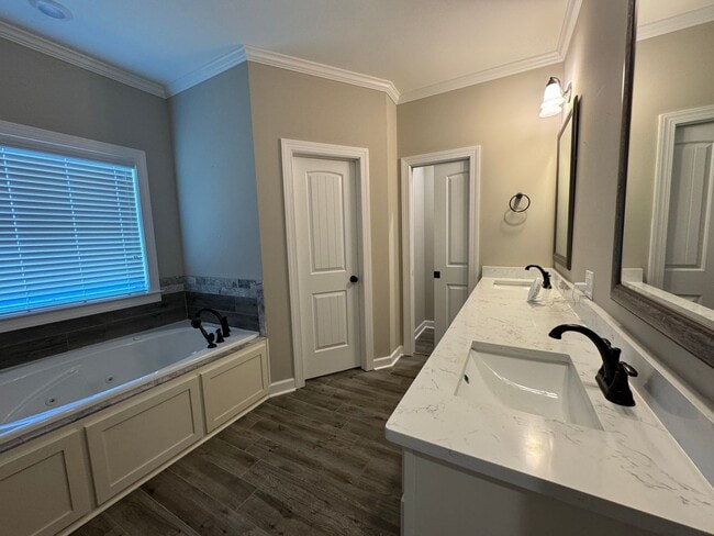 Building Photo - Parrish Place Subdivision!   4 BEDROOMS!!!!