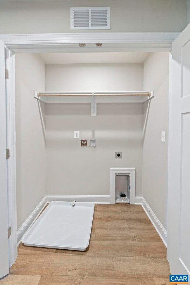 Building Photo - 5022 Lindley Pl