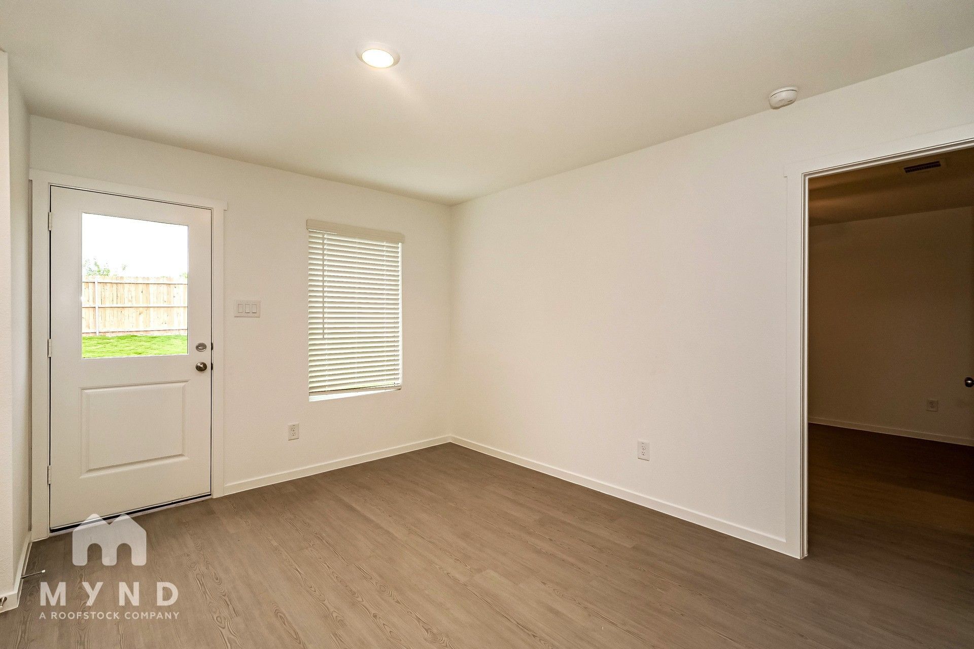 Building Photo - 2656 Mistwood Dr