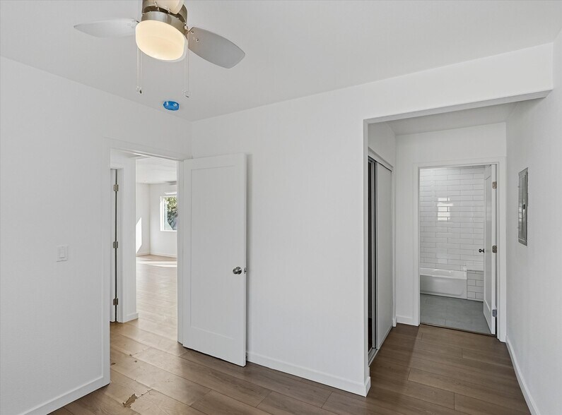 Building Photo - 44736 Gadsden Ave