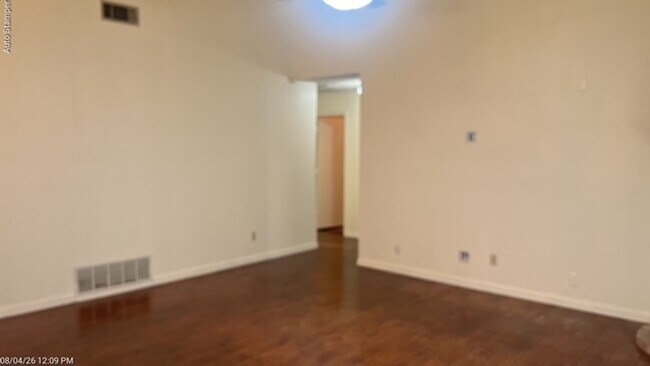 Building Photo - 903 Love Wood Ln