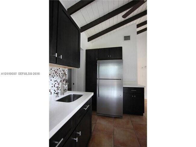 Building Photo - 7975 Sunset Dr