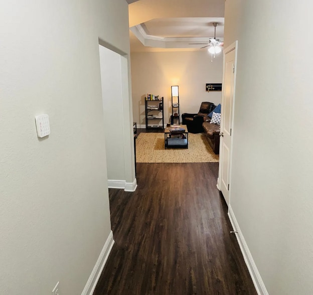 Building Photo - 3868 Shady Grove Dr
