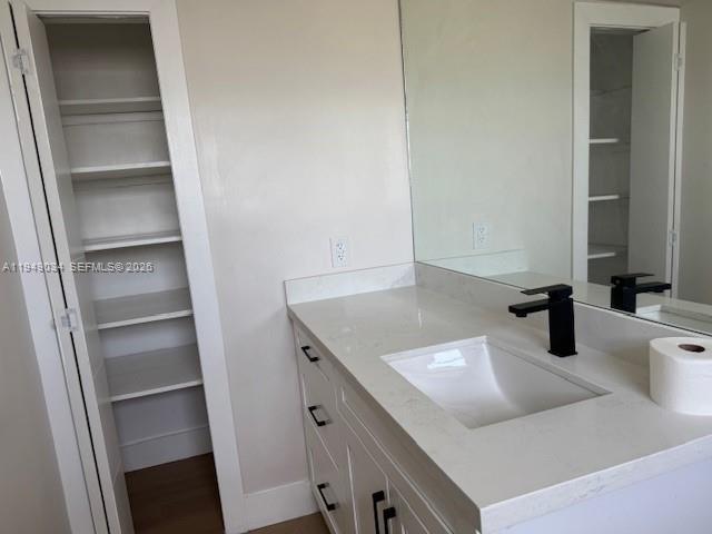 Building Photo - 215 SE 3rd Ave