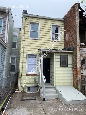 Building Photo - 3038 Brighton St