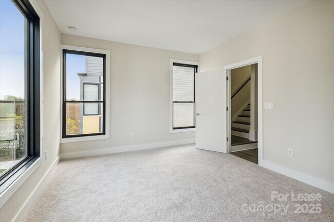 Building Photo - 4528 Radler Ct