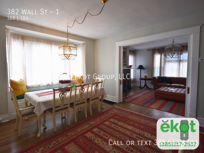 Building Photo - 382 Wall St