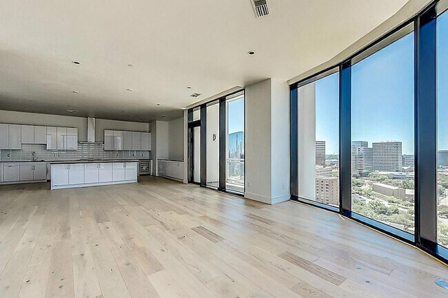 Building Photo - 1409 Post Oak Blvd