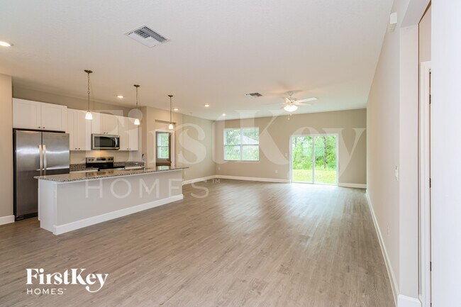 Building Photo - 1200 Cogan Dr