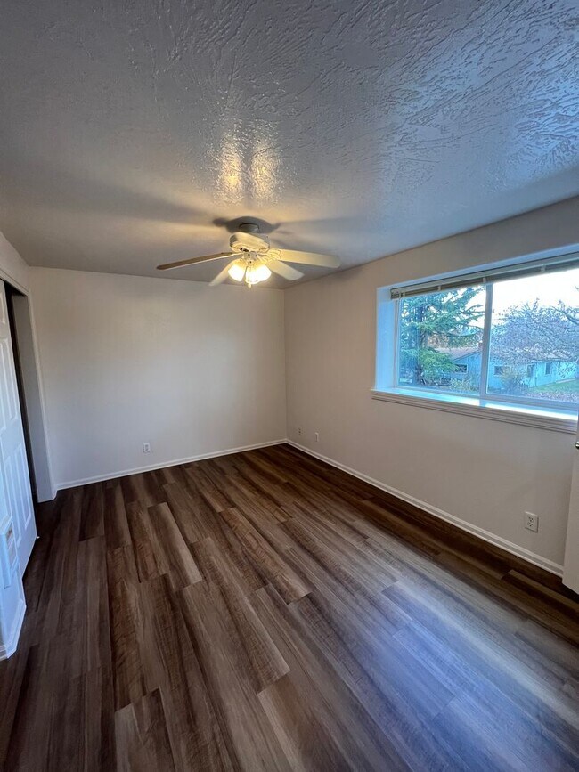 Primary Photo - 1-bedroom 1-Bathroom Duplex