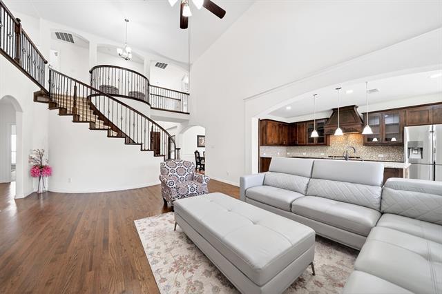 Building Photo - 12305 Belmeade Dr