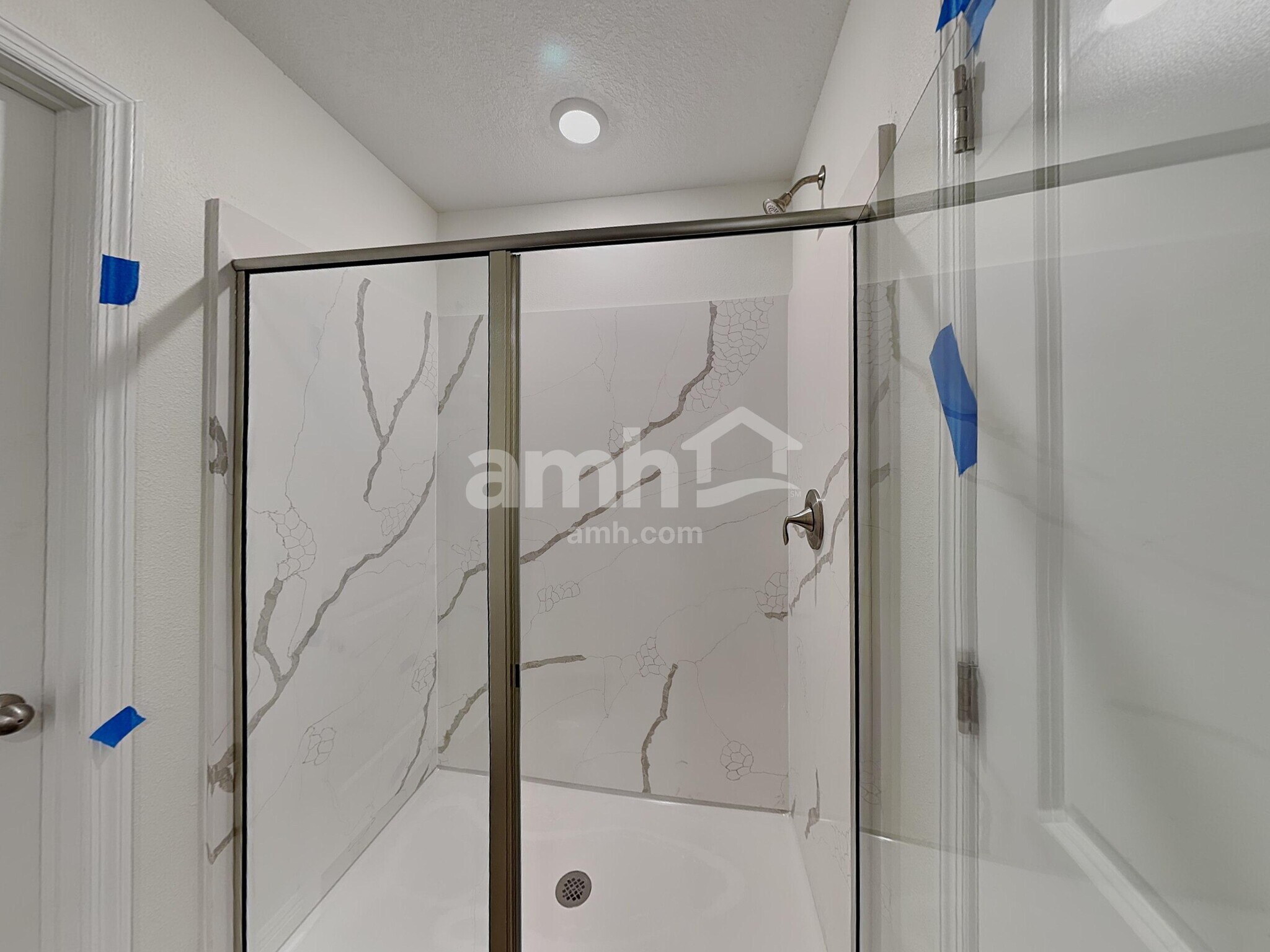 Building Photo - 5958 Sycamore Pl St