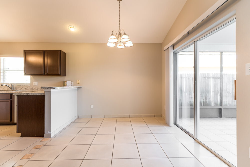 Building Photo - 11831 Cranbourne Dr