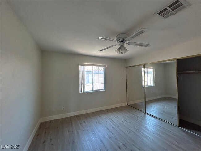 Building Photo - 8410 Eldora Ave