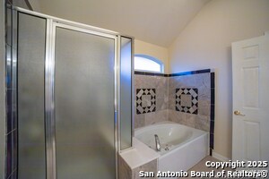 Building Photo - 1414 Mesa Creek