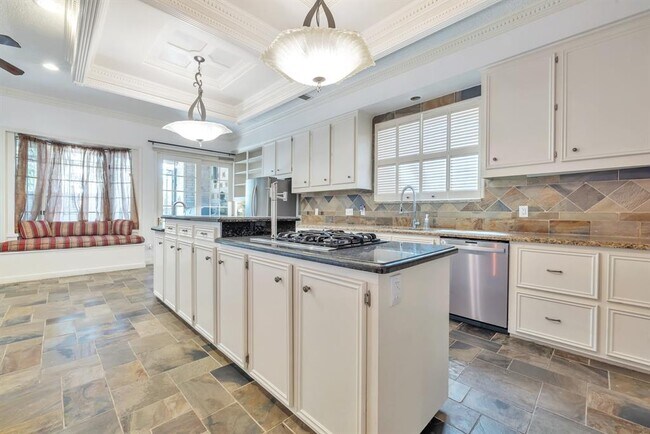 Building Photo - 4063 Breakwood Dr