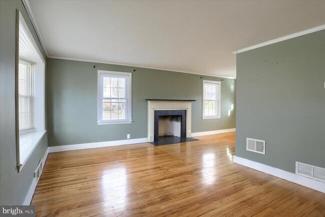 Building Photo - 1291 Letchworth Rd