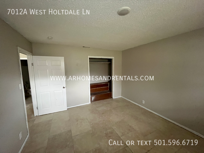 Building Photo - 7012A West Holtdale Ln | 3 Bedrooms | 2 Ba...