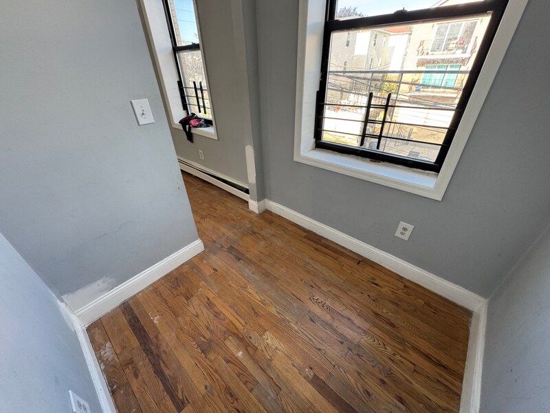 Building Photo - 136-138-138 S 7th St