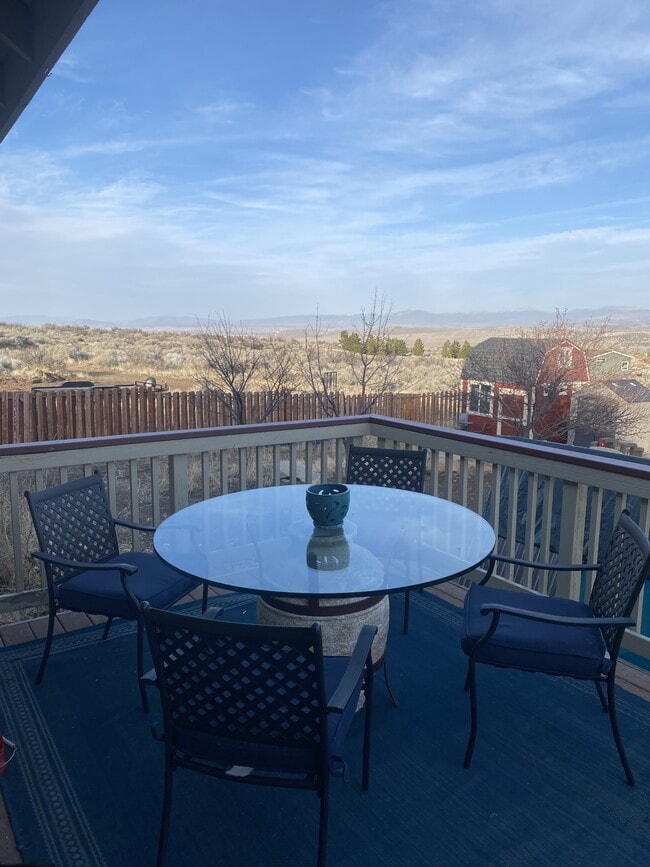 Building Photo - 115 Gold Rush Trail