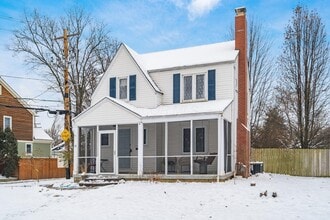 Building Photo - 51 E Schreyer Pl