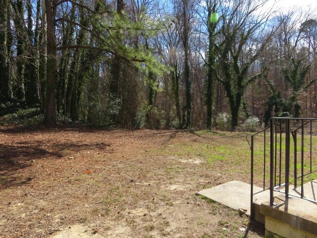 Building Photo - Petersburg