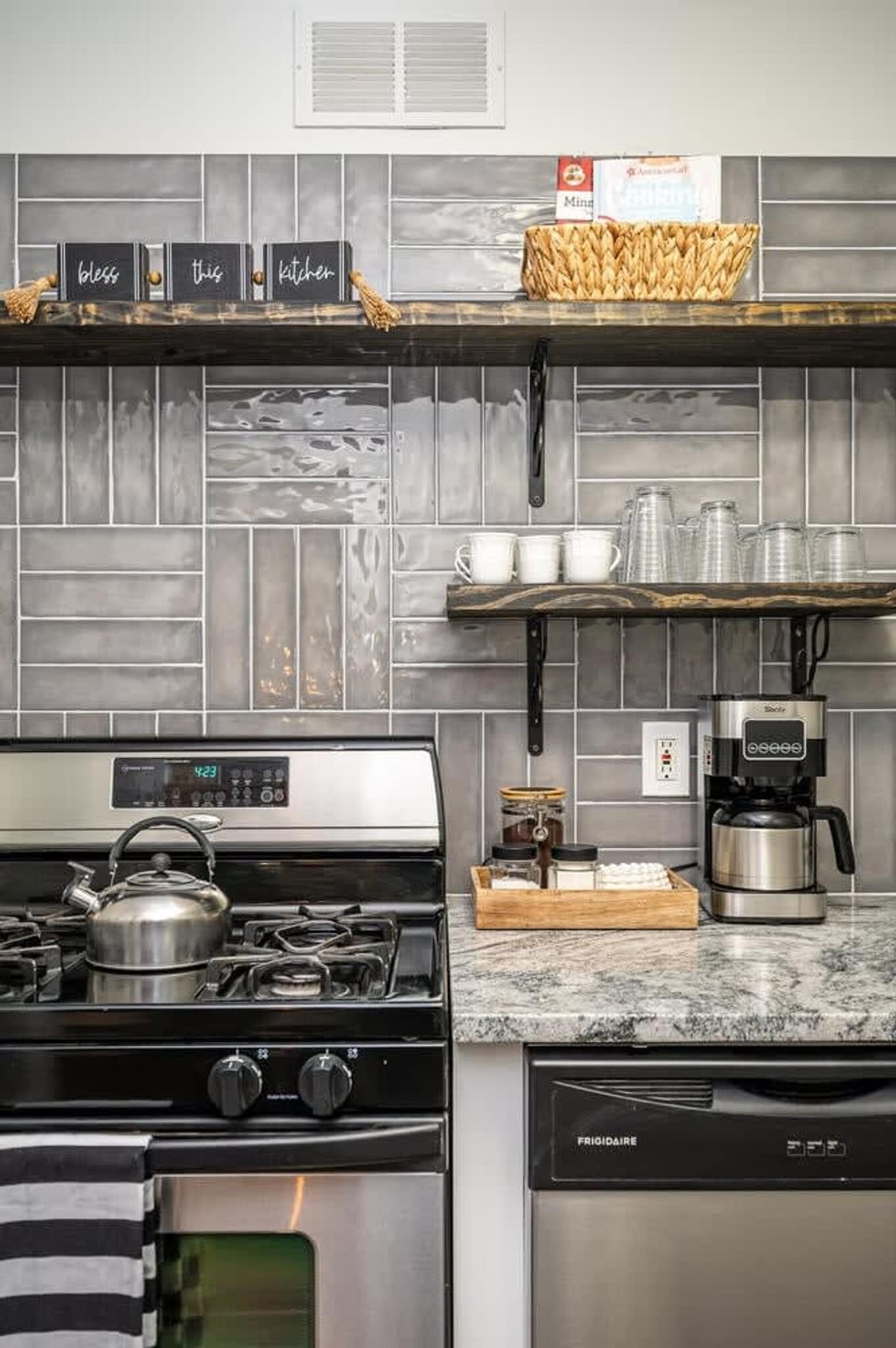 Building Photo - 215 Piedmont Ave NE