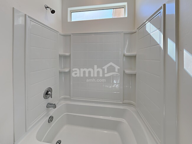 Building Photo - 6872 Corte Casa Elegante