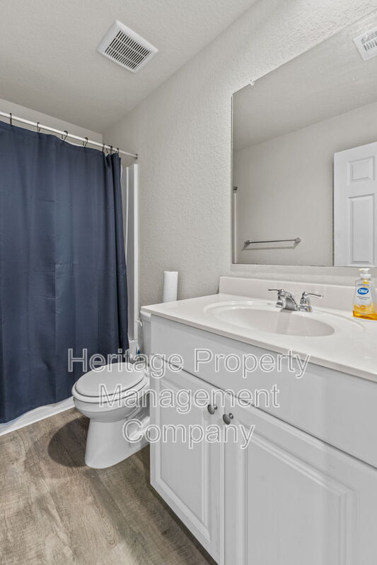 Building Photo - 7115 Mesa Cliffs