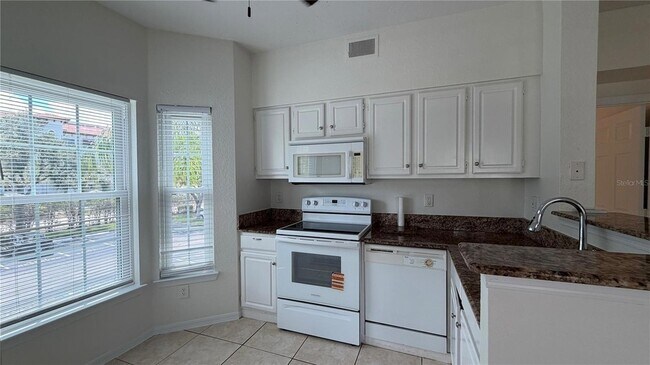 Building Photo - 23500 Walden Center Dr