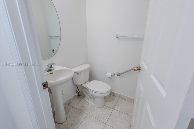 Building Photo - 719 NW 208th Way