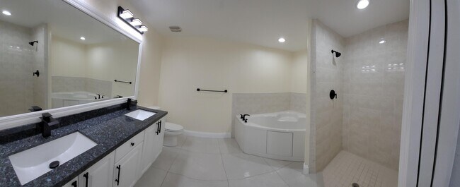 Building Photo - 1772 N Dovetail Dr
