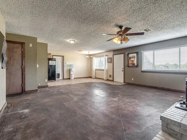 Building Photo - 935 Pendergraft Way