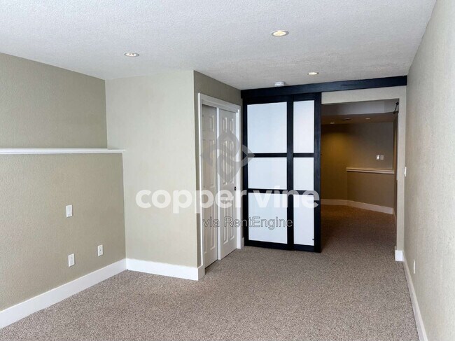 Building Photo - 11230 Irving Dr
