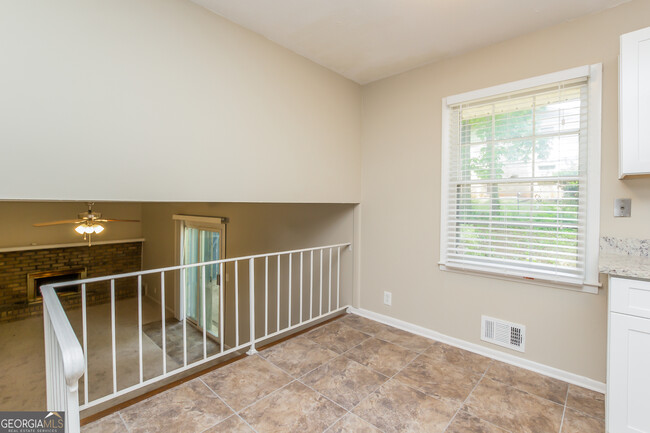 Building Photo - 600 El Prado Ct