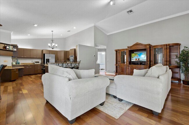 Building Photo - 13557 Northumberland Cir