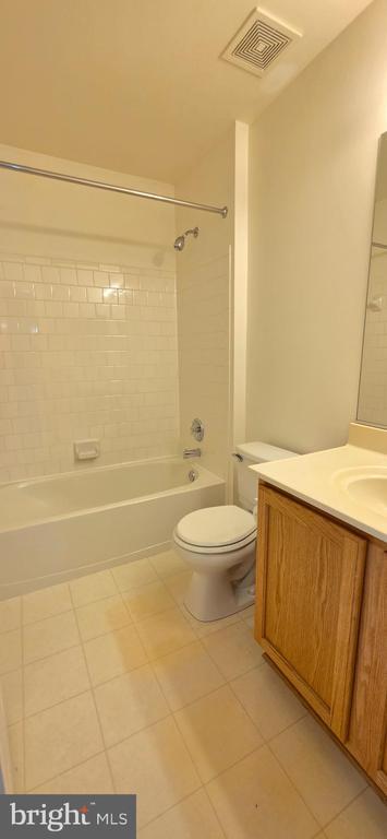 Building Photo - 12723 Sullivan Ct